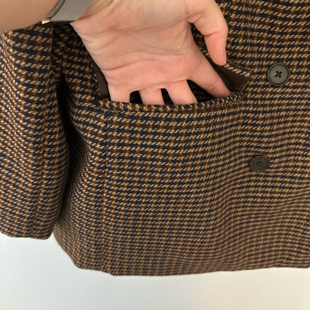 Old Navy Women's double breasted blazer - Picture 8 of 12